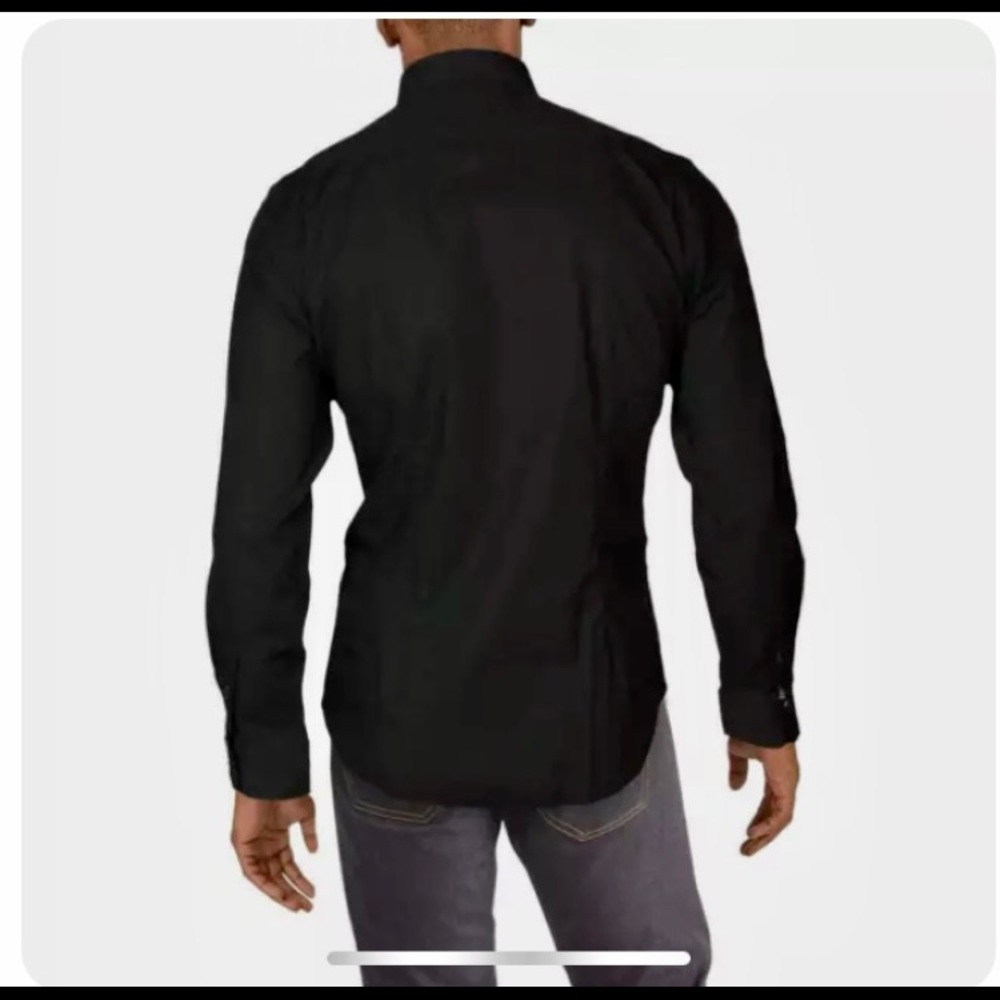 Robert Graham black Men’s dress shirt